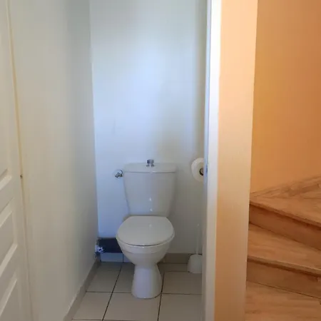 Location T3 A Jausiers, 6 Pers, Avec Terrasse, Piscine Interieure Chauffee Et Proche De La Nature - Fr-1-165b-12